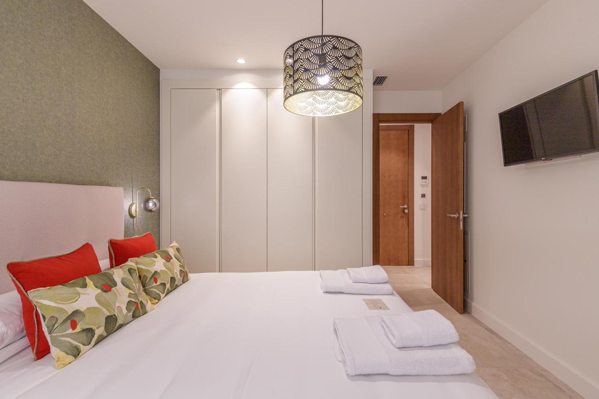 Plaza Del Siglo Suites & Boutique Apartments By Caleta Homes Málaga Buitenkant foto