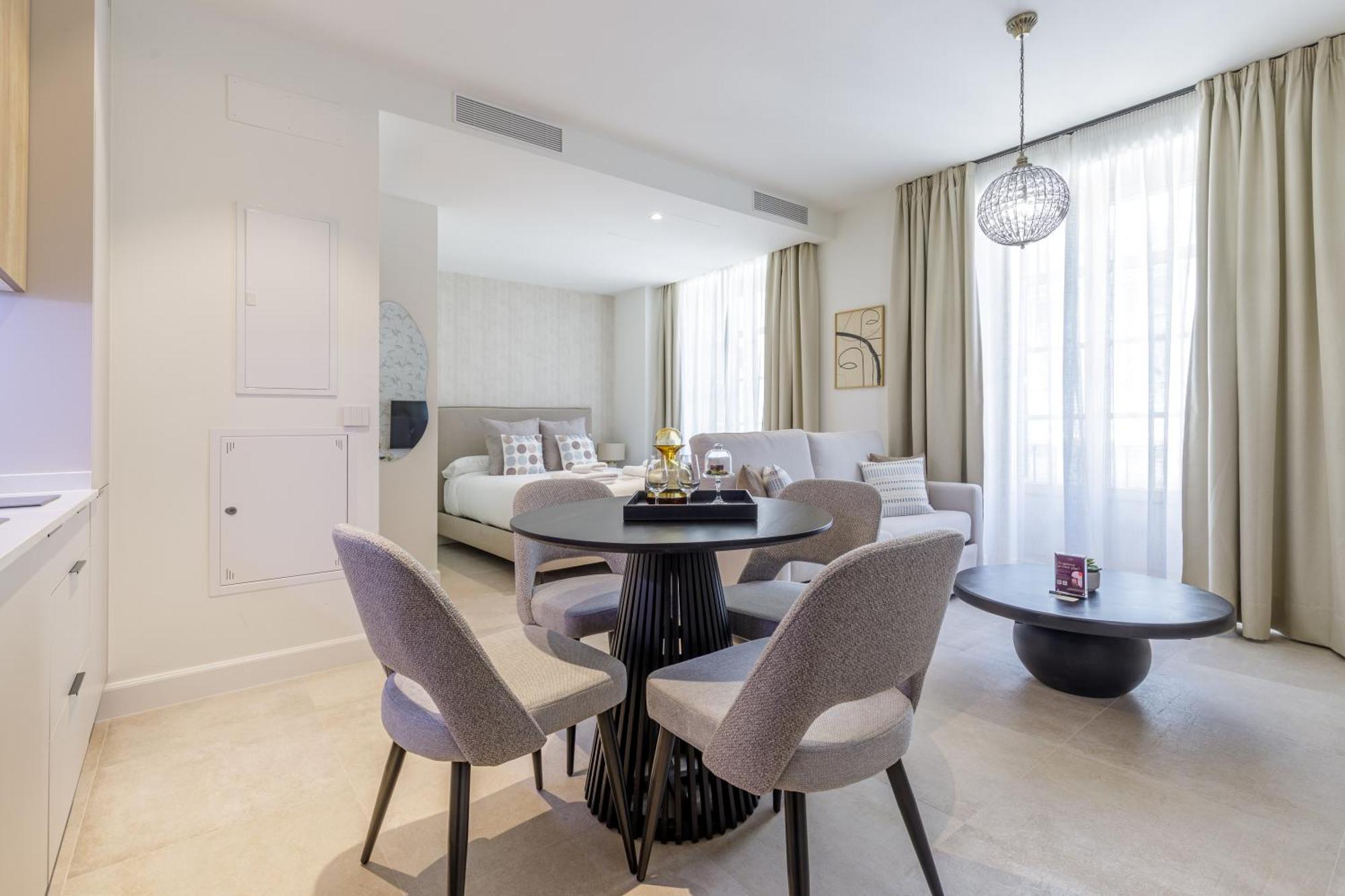 Plaza Del Siglo Suites & Boutique Apartments By Caleta Homes Málaga Buitenkant foto